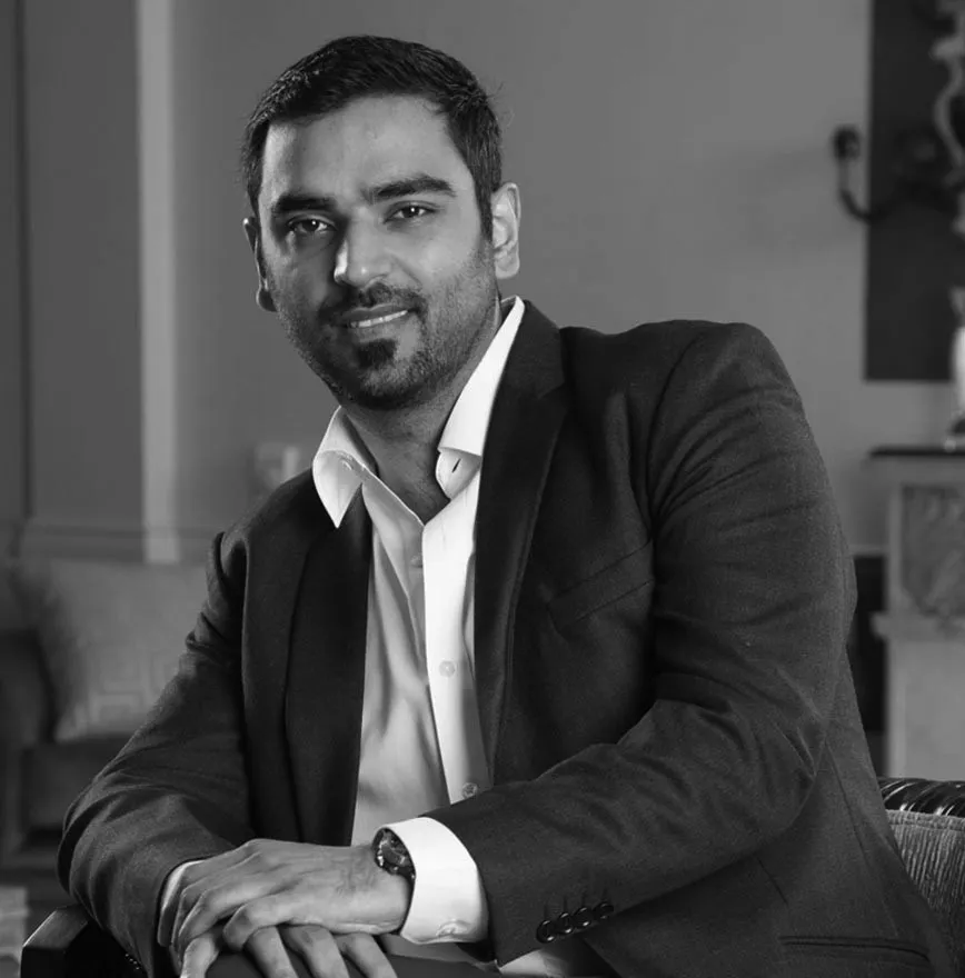 ParichayMehra.jpg ParichayMehra.jpg